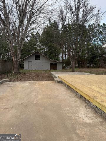 118 Edmondson Circle, Cochran, GA 31014