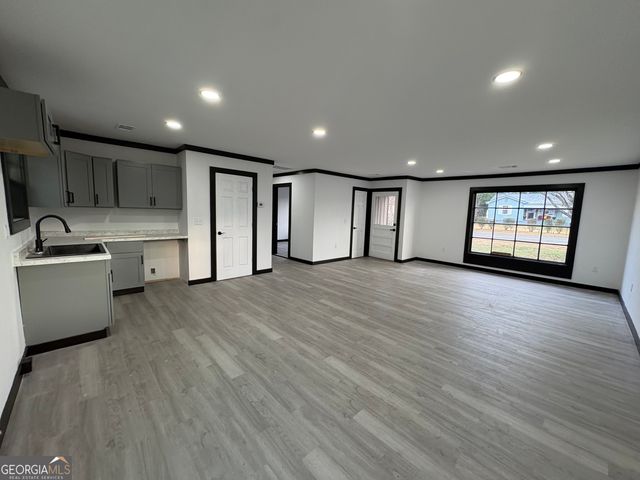 118 Edmondson Circle, Cochran, GA 31014