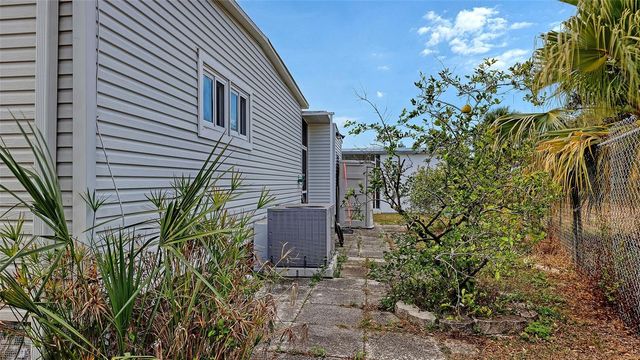 502 BOLIVIA BOULEVARD, Bradenton, FL 34207