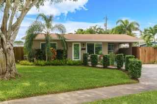 558 NE 28th St, Wilton Manors, FL 33334