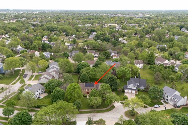 2872 Whispering Oaks Court, Buffalo Grove, IL 60089