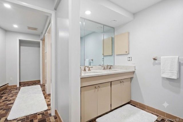 35 S Quincy Court S, Goldens Bridge, NY 10526