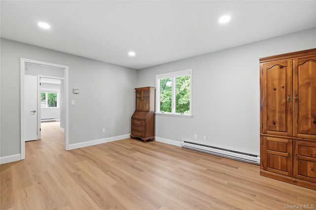 35 S Quincy Court S, Goldens Bridge, NY 10526
