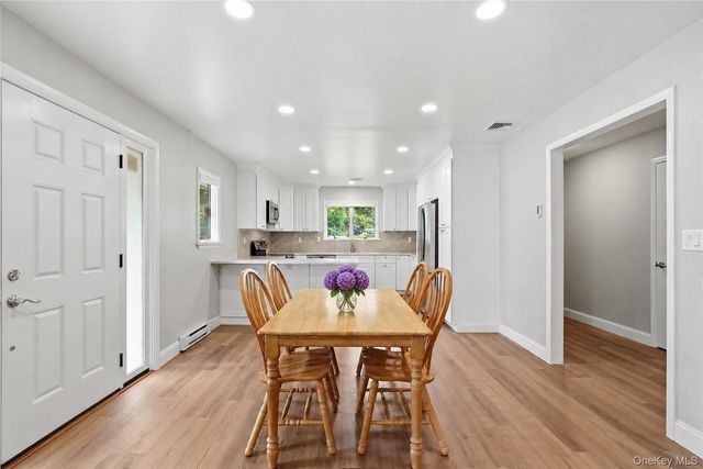 35 S Quincy Court S, Goldens Bridge, NY 10526
