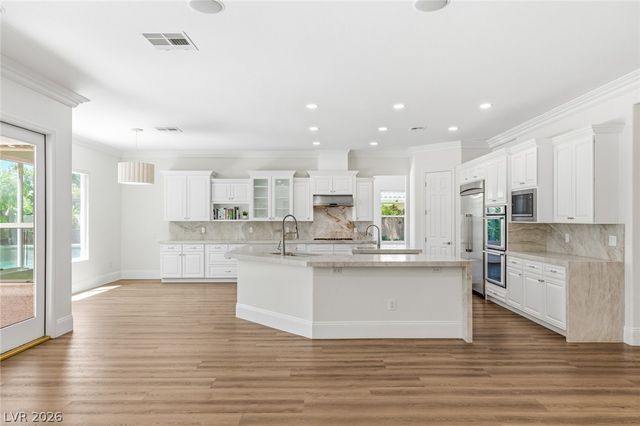 2981 Hammerwood Drive, Las Vegas, NV 89135