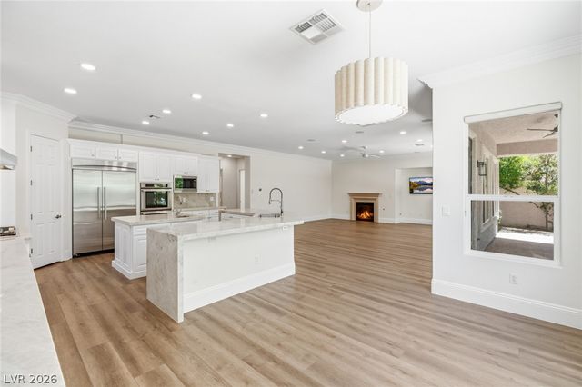 2981 Hammerwood Drive, Las Vegas, NV 89135