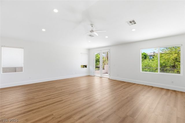 2981 Hammerwood Drive, Las Vegas, NV 89135