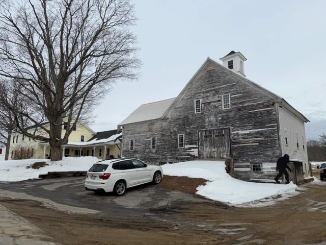 79 High Street, Pittsfield, NH 03263