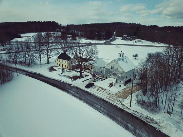 79 High Street, Pittsfield, NH 03263