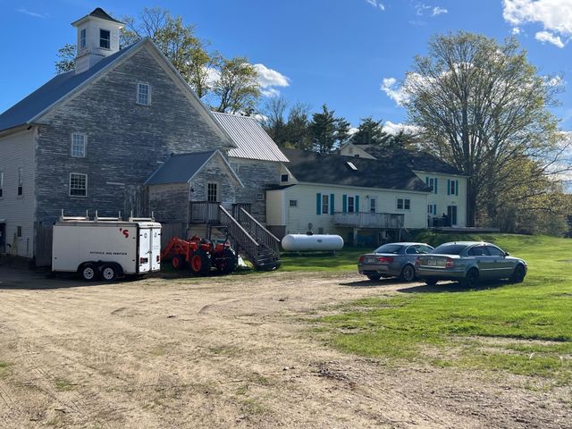 79 High Street, Pittsfield, NH 03263