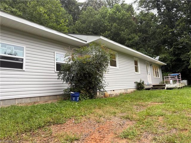 275 Winfield Huffman Road, Wilkesboro, NC 28697