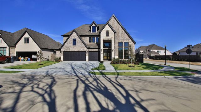 12214 Grassy Bend Drive, Mont Belvieu, TX 77523