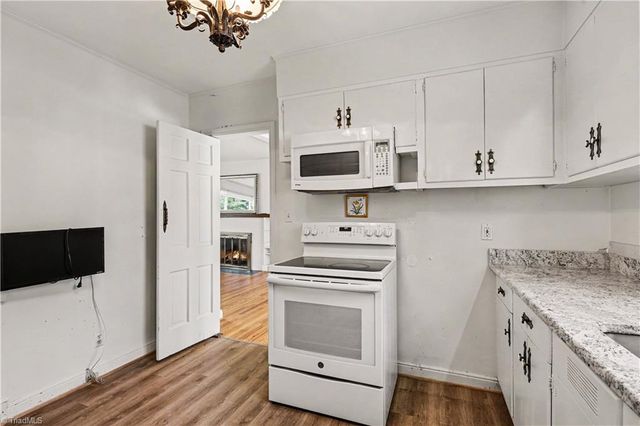 3608 Kirby Drive, Greensboro, NC 27403