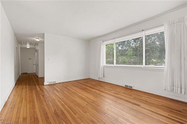 3608 Kirby Drive, Greensboro, NC 27403