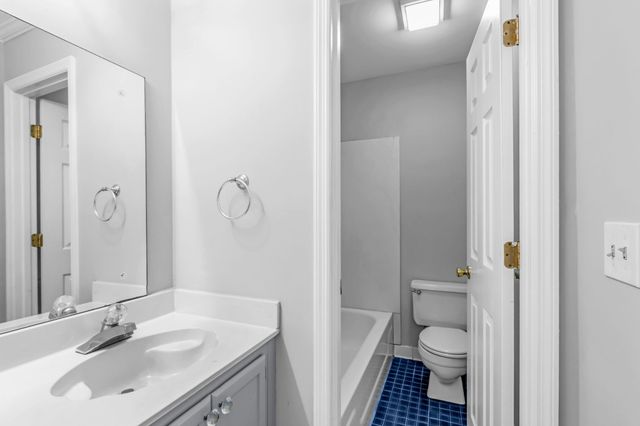 2614 Wellington Pl, Murfreesboro, TN 37128