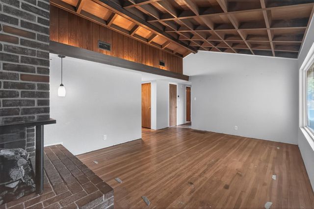 3860 Spencer Way, Sacramento, CA 95821