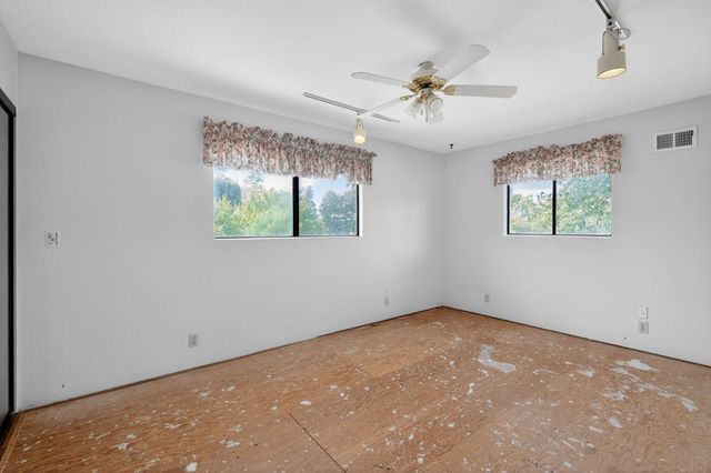 3860 Spencer Way, Sacramento, CA 95821