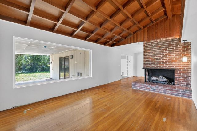 3860 Spencer Way, Sacramento, CA 95821