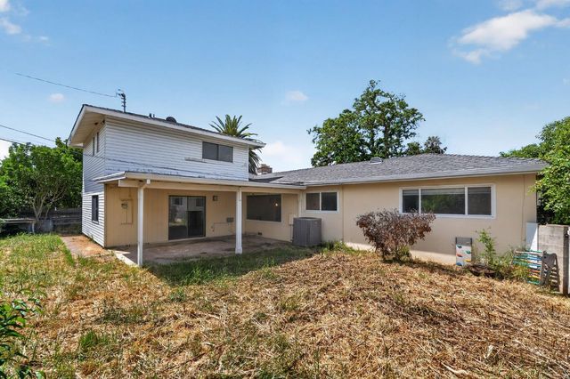 3860 Spencer Way, Sacramento, CA 95821