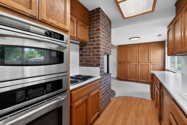 3860 Spencer Way, Sacramento, CA 95821