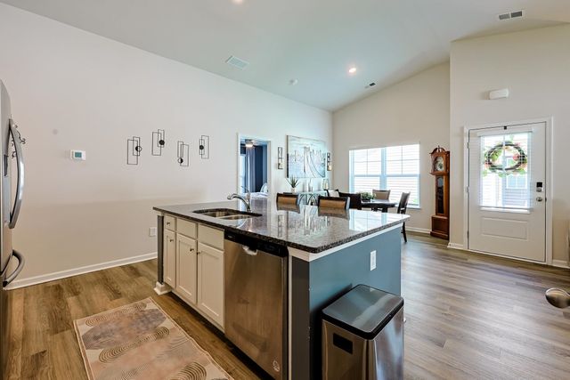 715 Eastridge Dr., Conway, SC 29526
