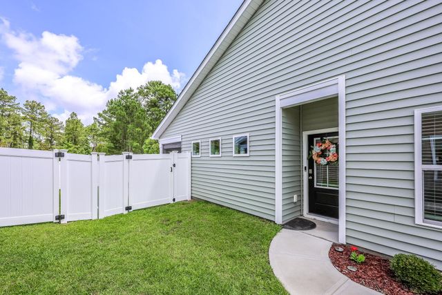 715 Eastridge Dr., Conway, SC 29526