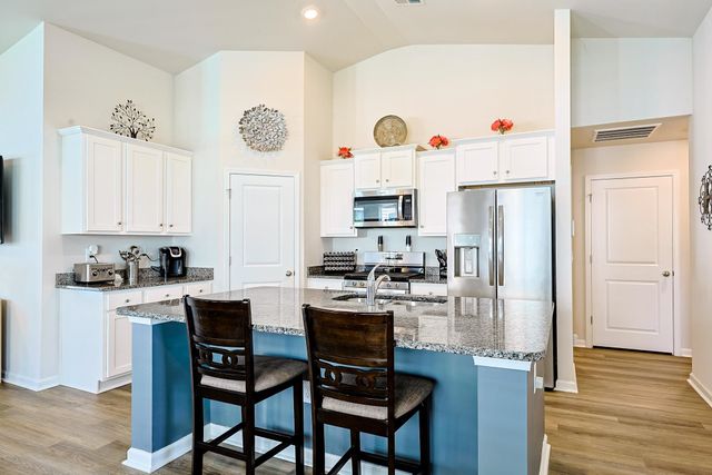 715 Eastridge Dr., Conway, SC 29526