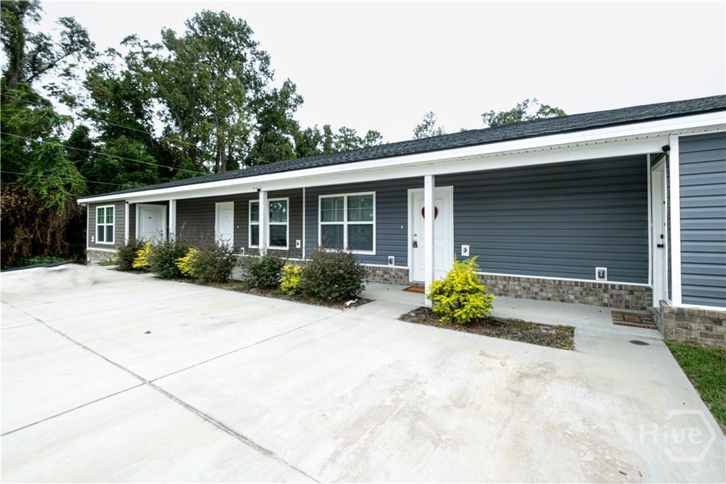 Image 1 of property listing at 36 SW Pine Street SW, Ludowici, GA 31316