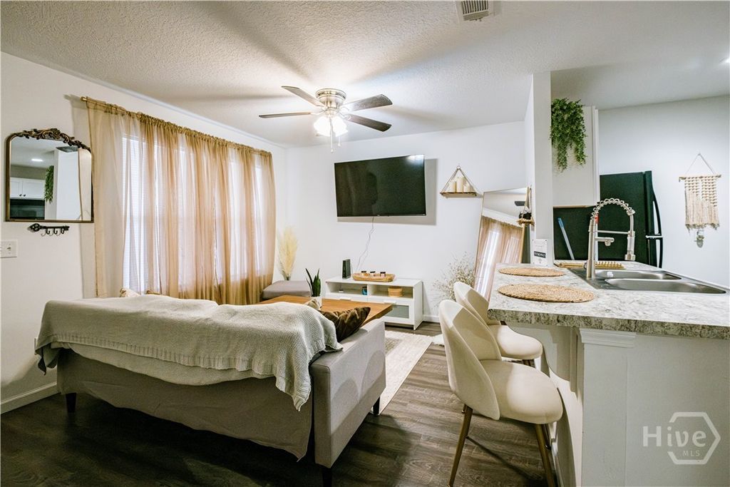 Image 9 of property listing at 36 SW Pine Street SW, Ludowici, GA 31316