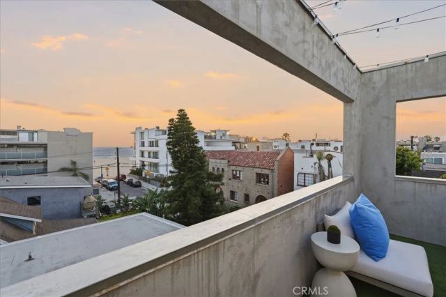 24 Eastwind Street 1, Marina Del Rey, CA 90292