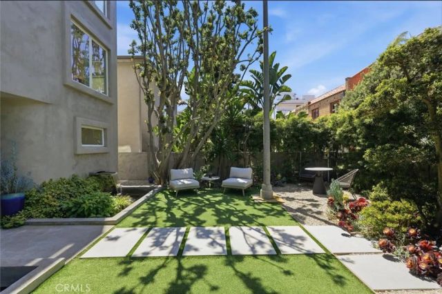 24 Eastwind Street 1, Marina Del Rey, CA 90292