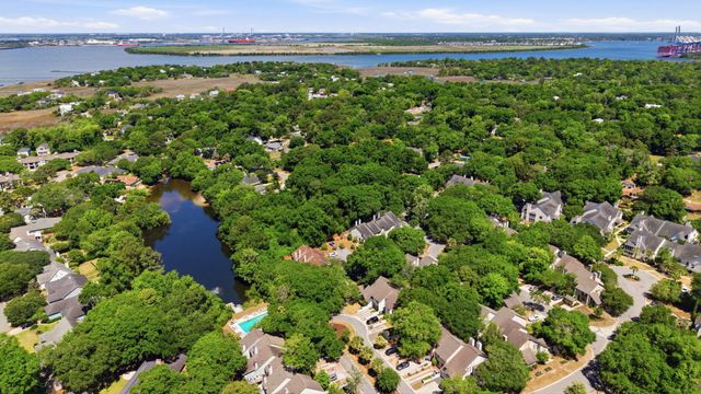 342 Spoonbill Lane, Mount Pleasant, SC 29464