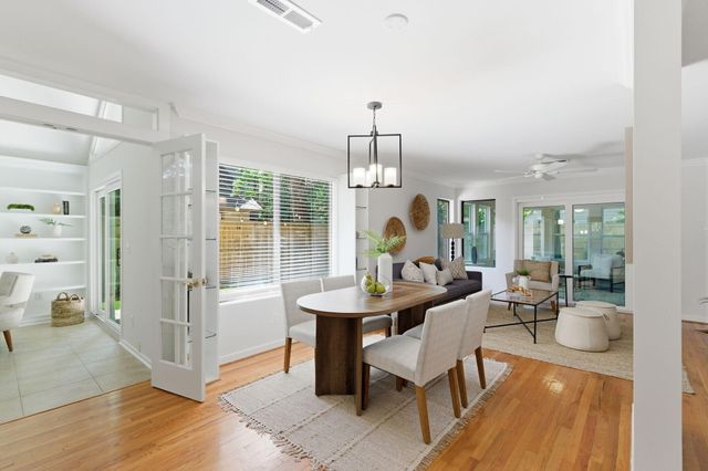 342 Spoonbill Lane, Mount Pleasant, SC 29464