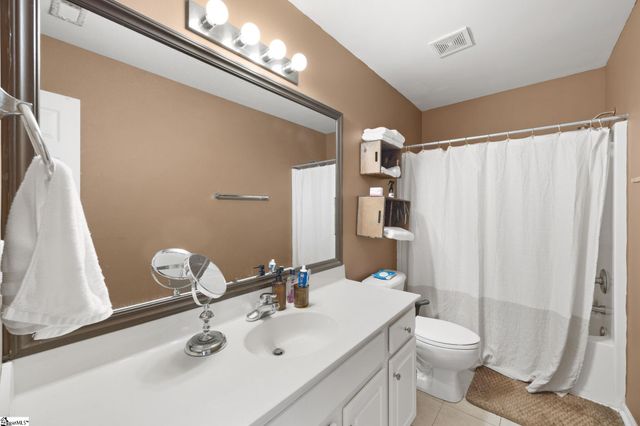 15 Catbriar Court, Simpsonville, SC 29680