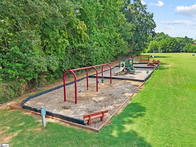 15 Catbriar Court, Simpsonville, SC 29680