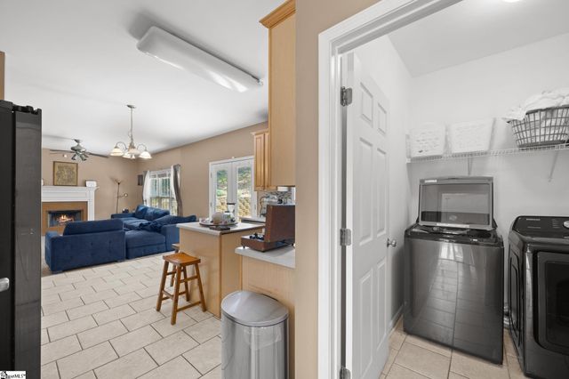 15 Catbriar Court, Simpsonville, SC 29680