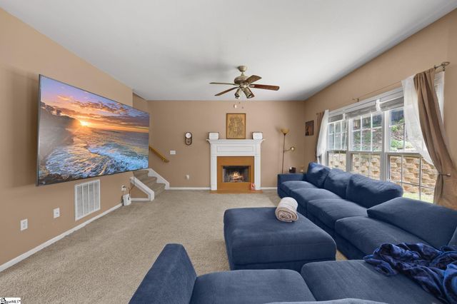 15 Catbriar Court, Simpsonville, SC 29680