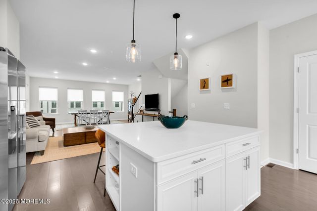 10 Sunset Road, Oceanport, NJ 07757