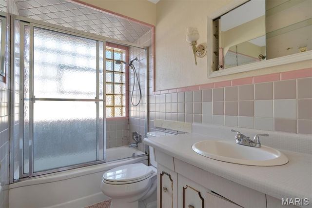 1625 Telegraph Road, St Louis, MO 63125