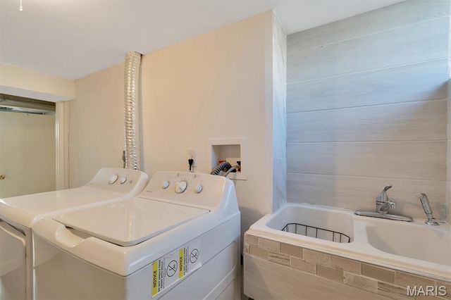 1625 Telegraph Road, St Louis, MO 63125