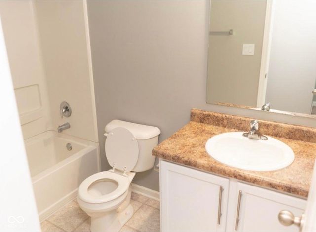 2287 Rosswood Boulevard, Indianapolis, IN 46229