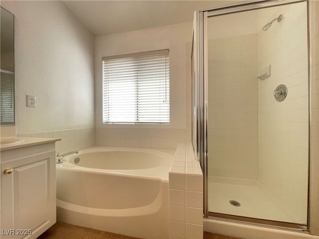 70 Belle La Blanc Avenue, Las Vegas, NV 89123