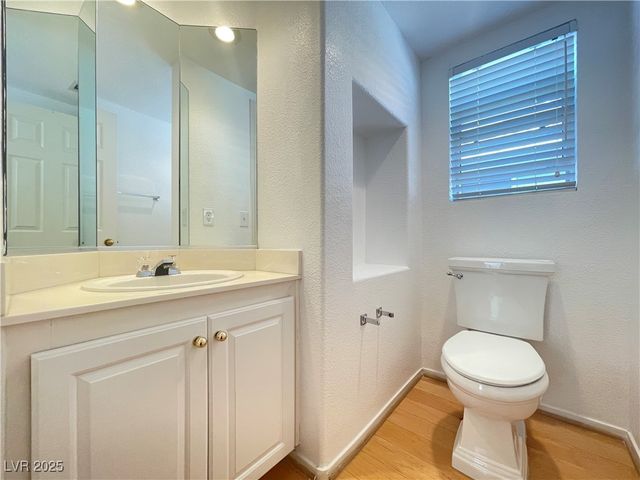 70 Belle La Blanc Avenue, Las Vegas, NV 89123