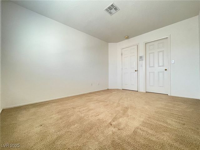 70 Belle La Blanc Avenue, Las Vegas, NV 89123