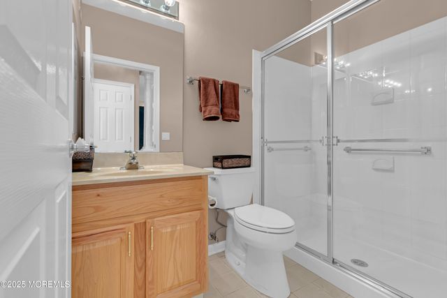 60 Eleanor Road, Manchester, NJ 08759