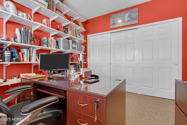 60 Eleanor Road, Manchester, NJ 08759