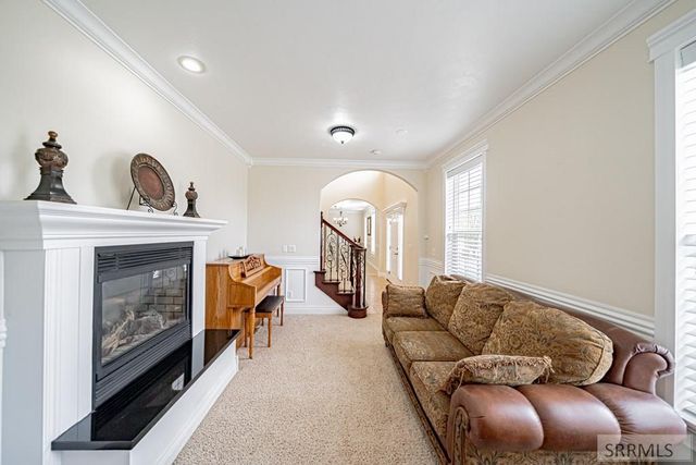 5930 E Pheasant Drive, Ammon, ID 83401