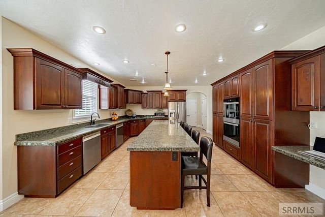 5930 E Pheasant Drive, Ammon, ID 83401