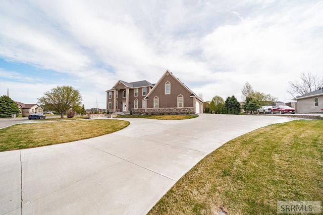 5930 E Pheasant Drive, Ammon, ID 83401