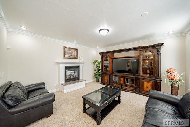 5930 E Pheasant Drive, Ammon, ID 83401